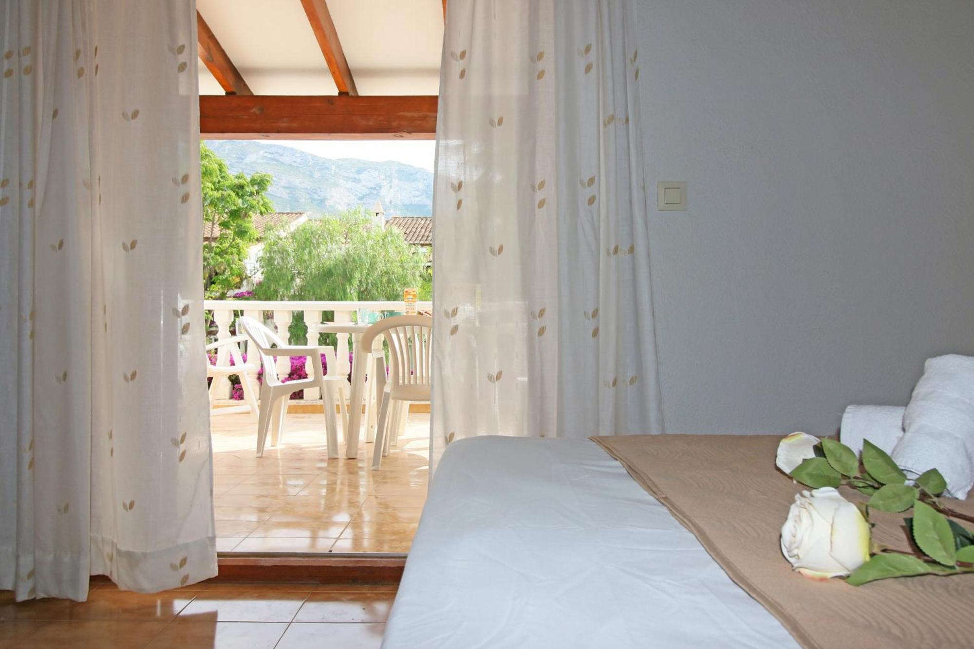 Ferienhaus Residencial Tropicana Dénia