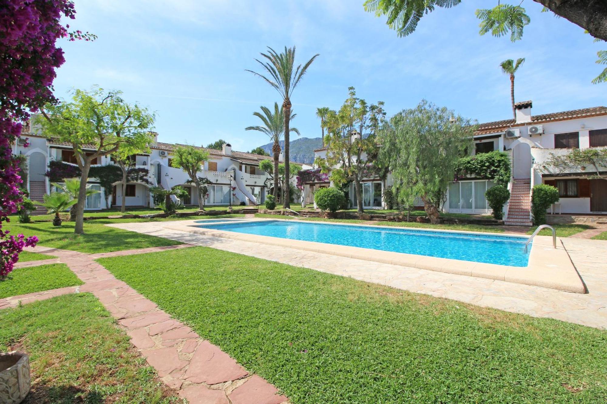 Ferienhaus Residencial Tropicana Dénia